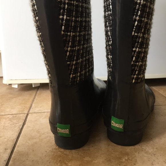 Boots - Picture 2 of 4